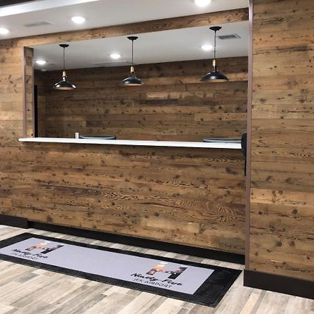 Hotel Ninety Five - Jfk Airport ニューヨーク エクステリア 写真