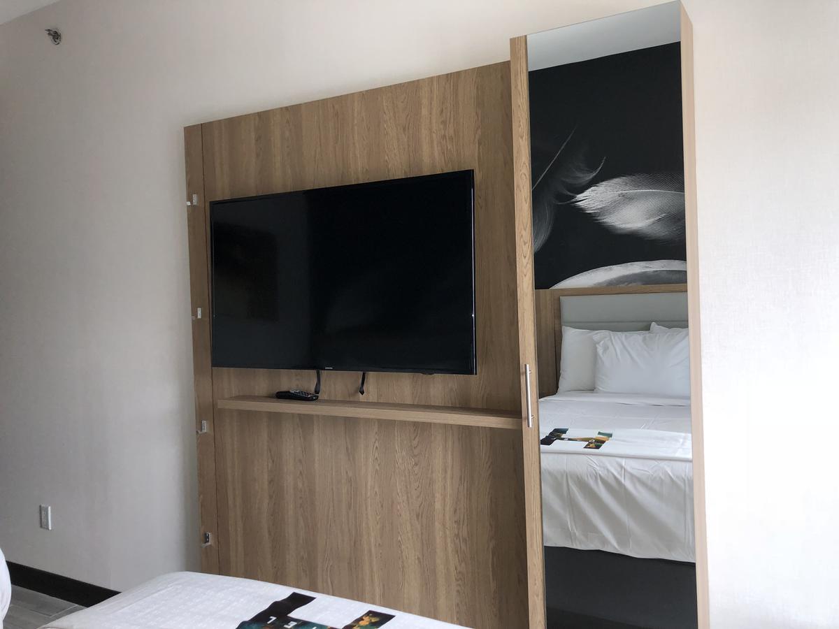 Hotel Ninety Five - Jfk Airport ニューヨーク エクステリア 写真