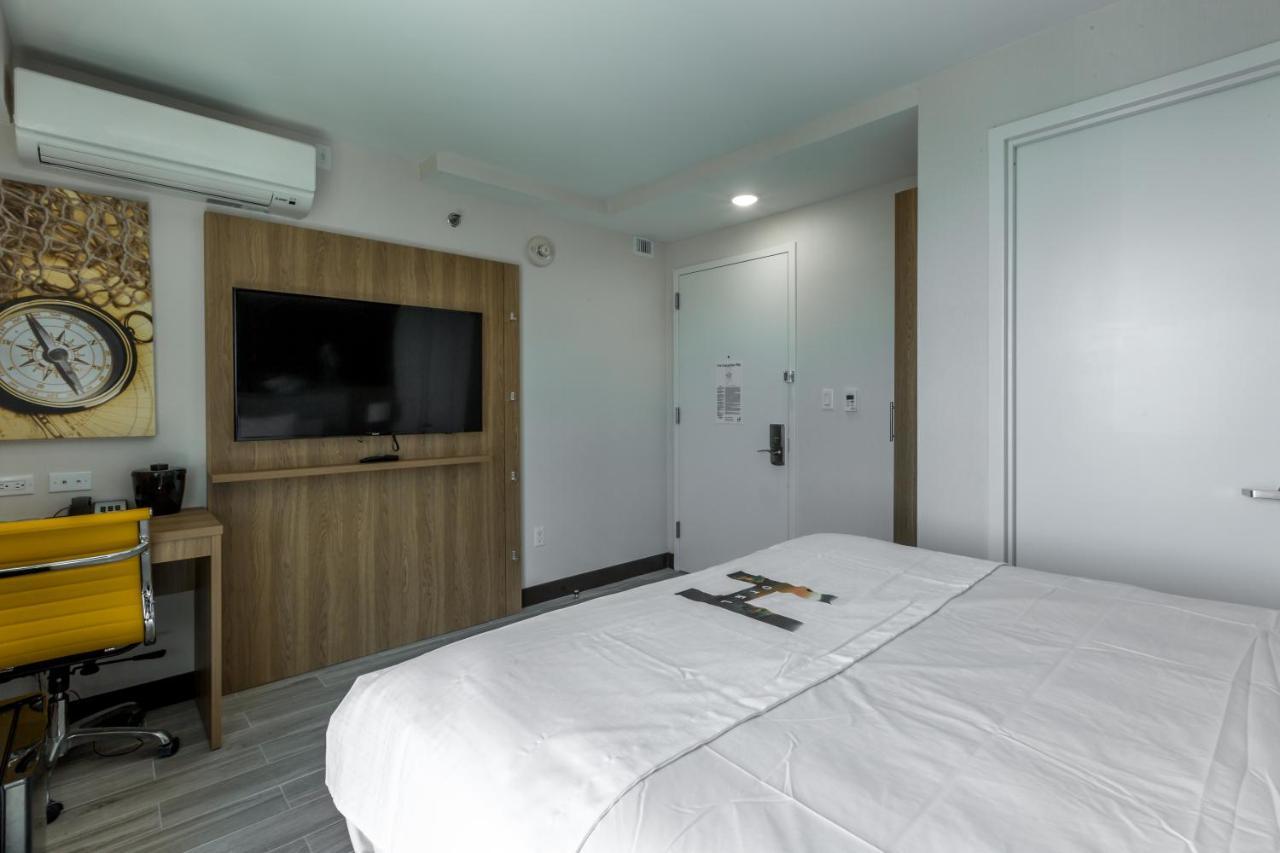 Hotel Ninety Five - Jfk Airport ニューヨーク エクステリア 写真